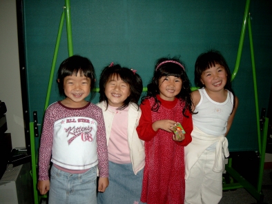 Caroline, Yanmei, Cecilie, Melanie - November 2003