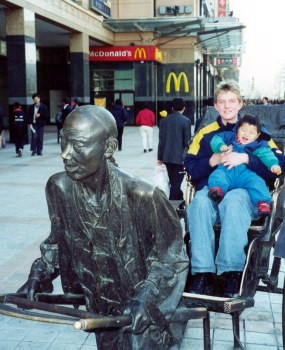 Yanmei and Thomas on the rickshaw in Beijing