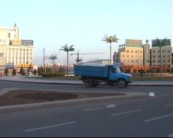 Roundabout with fountain in Jinchang