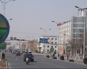 Looking north - this road leads to the SWI (7)