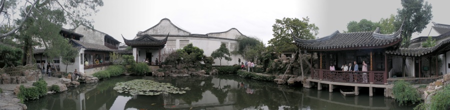 Lake and pavillion in the Master of Nets Garden