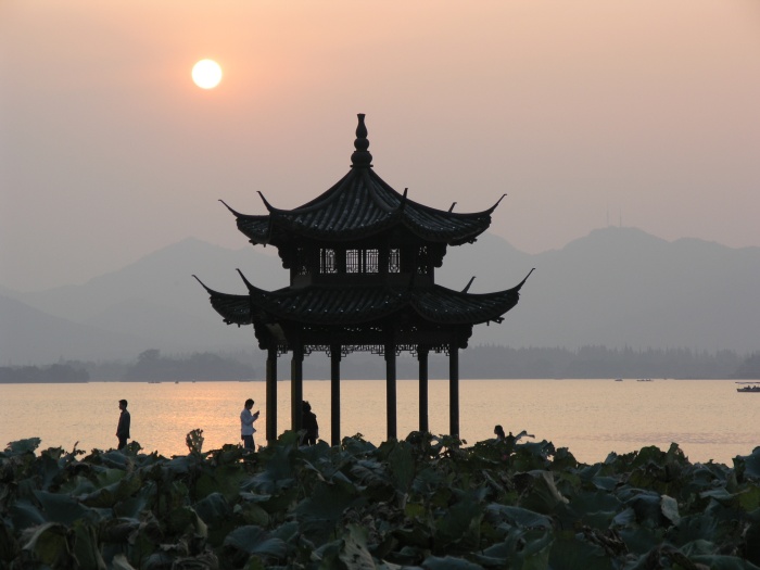 Sunset on the West Lake